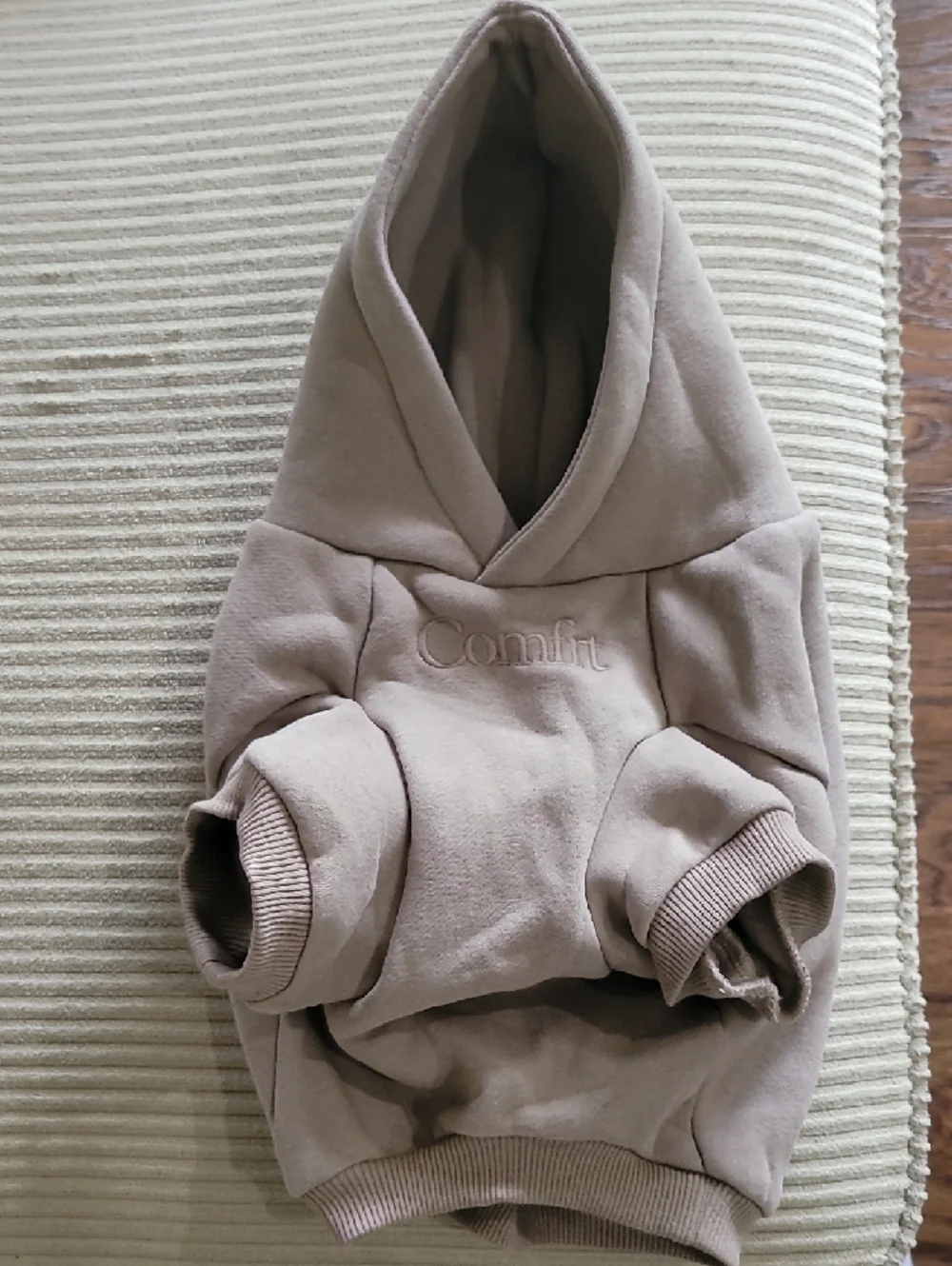 Comfrt Signature Paw Hoodie In Bone, Size Medium NWOT - Picture 5 of 9
